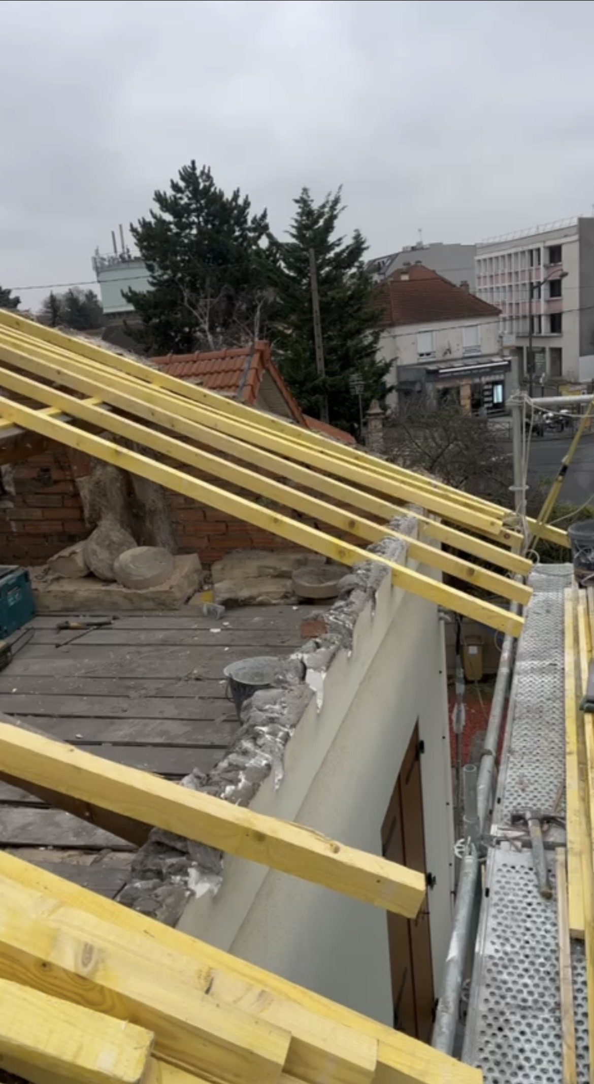 Rénovation complète de toiture et charpente — chantier Maison Elite en Seine-Saint-Denis (93)