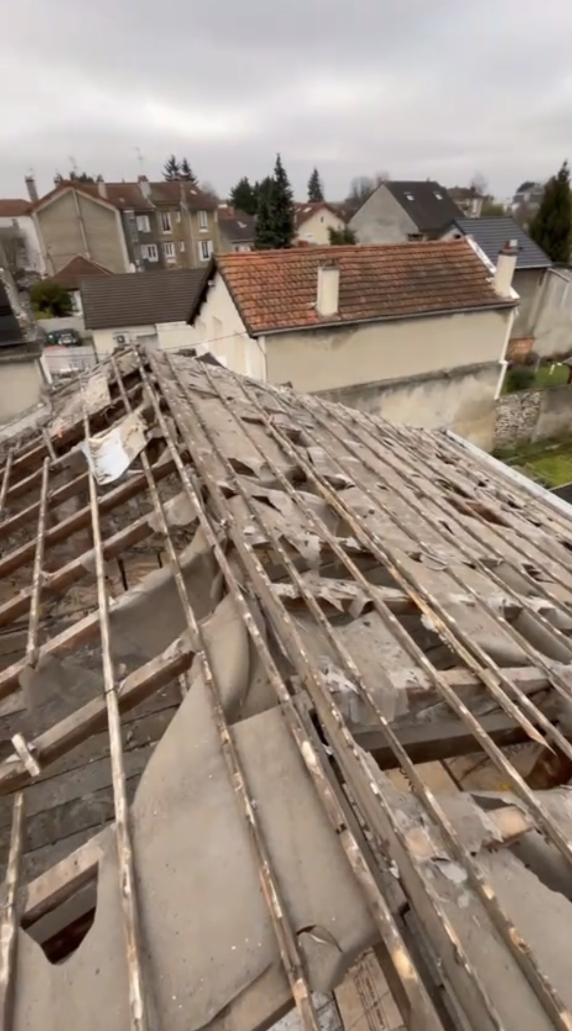 Rénovation complète de toiture et charpente — chantier Maison Elite en Seine-Saint-Denis (93)