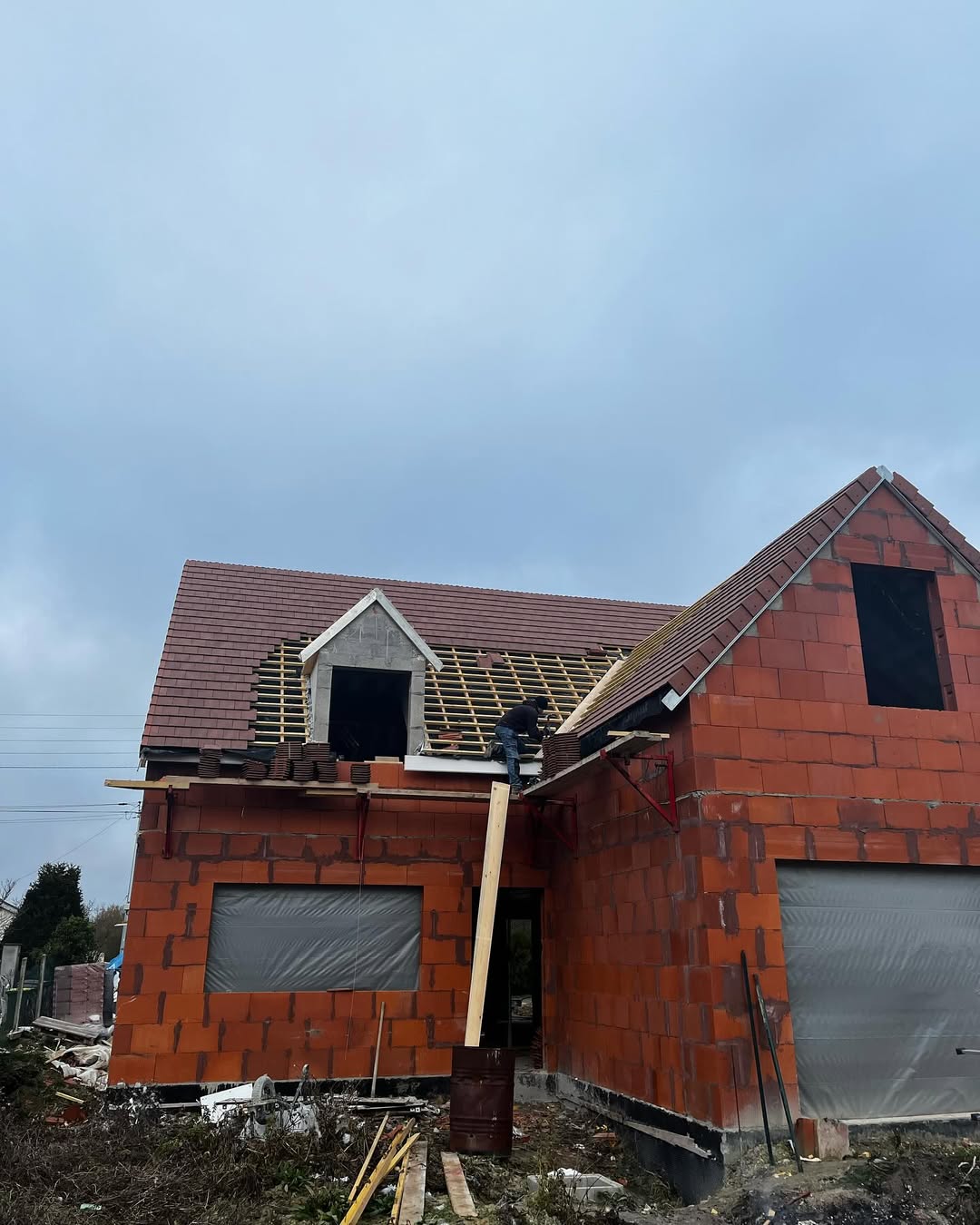 Rénovation de toiture avec isolation et Velux à Limeil-Brévannes (94) — Maison Elite