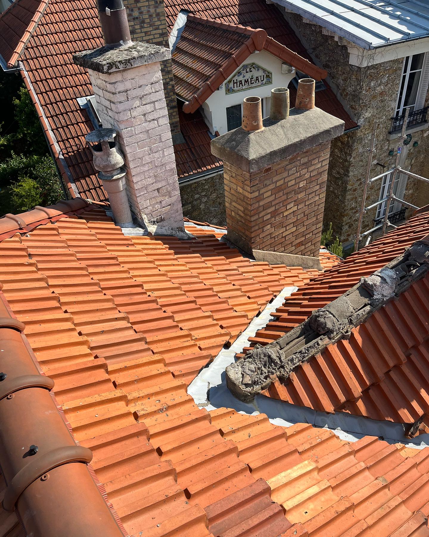 Rénovation de toiture avec isolation multicouche à Versailles (78) — Maison Elite
